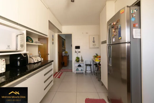 Imagem Apartamento com 94 m², 2 Dorm ( 1 suíte), Varanda, 1 Vaga , Edifício com Churrasqueira