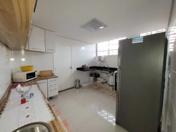 Imagem Apartamento com 4 dormitórios à venda, 113 m² por R$ 900.000,00 - Pitangueiras - Guarujá/SP