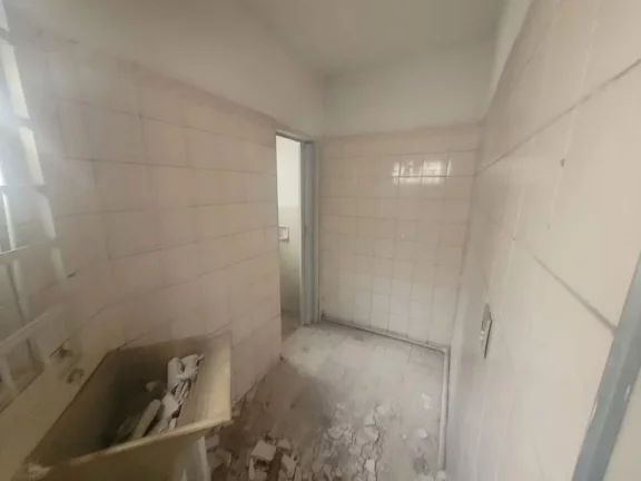 Imagem Salão para alugar, 111 m² por R$ 2.400,00/mês - Vila Ercília - Itaquaquecetuba/SP