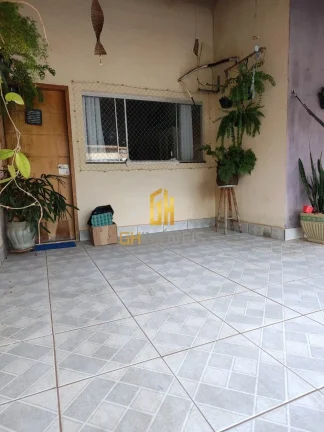 Imagem Casa com 3 quartos na Chácara Bela Vista, em terreno com 150m² com 100m² de área construída pos...