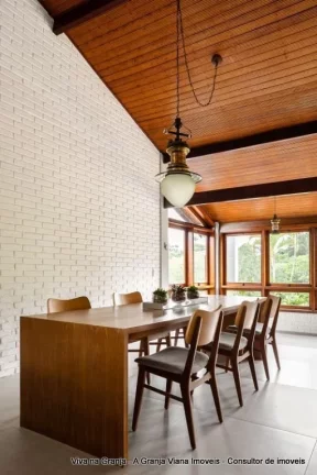 Imagem VISTA PRIVILEGIADA - Casa térrea, muito bem dividida e construída.