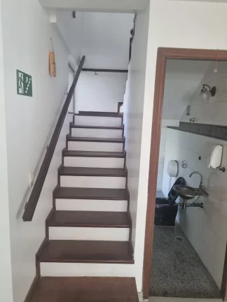 Imagem Vendo Sobrado com 3 dormitórios - 2 vagas - Edícula - Jardim Consórcio