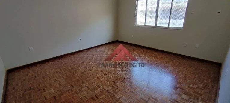 Imagem Casa com 4 dormitórios à venda, 243 m² por R$ 380.000,00 - Barreto - Niterói/RJ