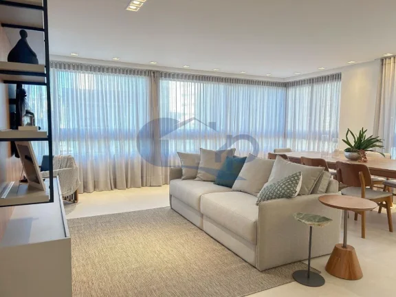 Imagem Apartamento á venda com 3 dormitórios no centro de Torres/RS