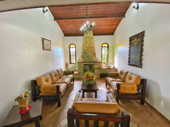 Imagem Linda Chácara à Venda em Condomínio Fechado em Bom Jesus dos Perdões