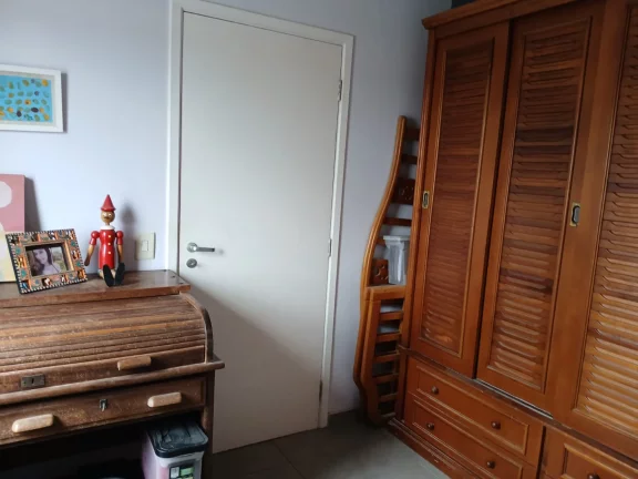 Imagem VENDO LINDO CASA EM CONDOMINIO FECHADO NO BAIRRO CAMPO GRANDE! (ZONA SUL)