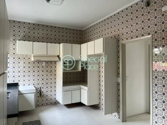 Imagem Casa ampla no Pacaembu 400 m2 de terreno 300 m2 de construção 3 dormitórios 1 suíte lavabo sala ...