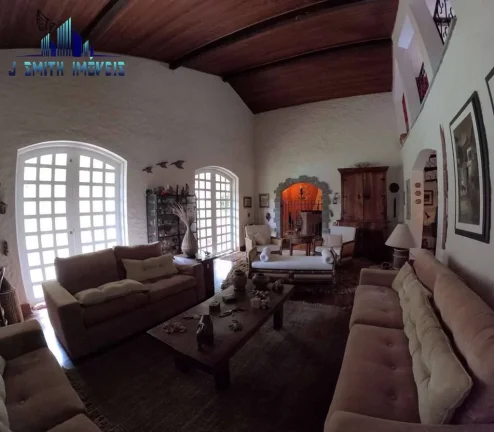 Imagem Chácara com 4.192m², casa principal + anexos SPA e academia! Em Condomínio.