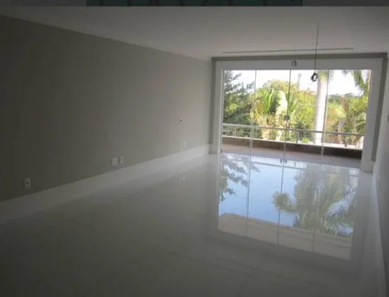 Imagem CASA TRIPLEX Condomínio Mansões Barra da Tijuca