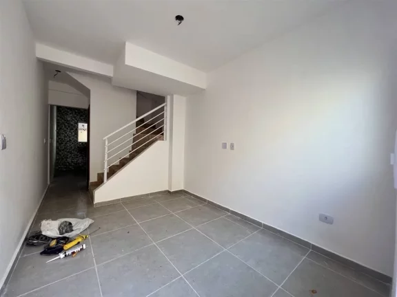 Imagem Casa de Condomínio com 2 dorms, Caiçara, Praia Grande - R$ 290 mil, Cod: 2358