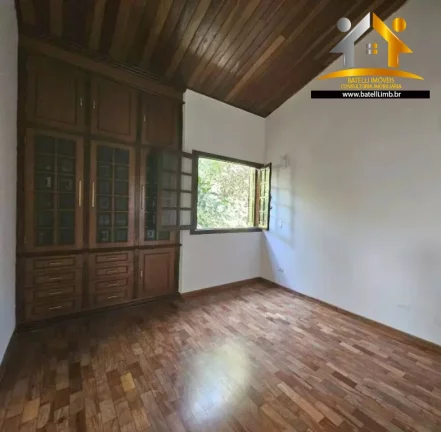 Imagem Casa à venda no condomínio Petit Village na Granja Viana - Batelli Imóveis
