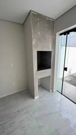 Imagem Geminado com 3 dormitórios sendo 1 suíte e 2 vagas de garagem Boa Vista | Joinville/SC