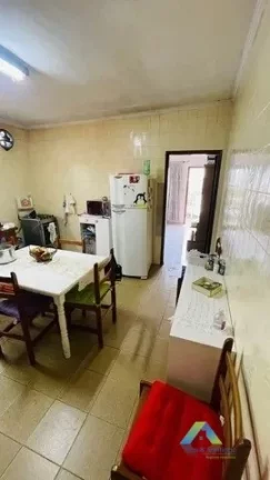 Imagem Casa a venda 3 dorm 3 vagas por R$ 530 mil. Próximo a Av Pres. Tancredo Neves