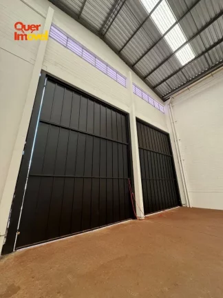 Imagem Galpão Comercial de Alto Padrão em Ribeirão Preto-SP, Recreio Anhangüera! 3 banheiros, 1.240m² de área. Locação já! Quer Imóvel Negócios Imobiliários!