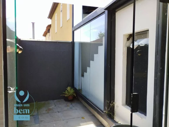 Imagem Sobrado semimobiliado para uso comercial com 150 m² à venda por R$ 749.000 - Mercês - Curitiba/PR