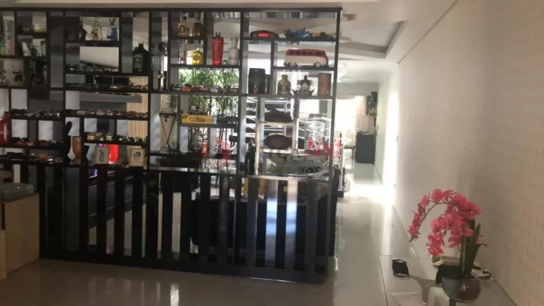 Imagem Lindo sobrado de alto padrão à venda, localizado no bairro Campestre, Santo André com 3 suítes, 4 vagas, 347m².