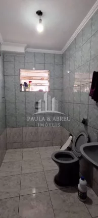 Imagem Sobrado 262m² com Salão Comercial Grande, uma casa com 6 Cômodos e outra com 2 Cômodos, 2 Vagas no Jardim São Gabriel, Mauá-SP