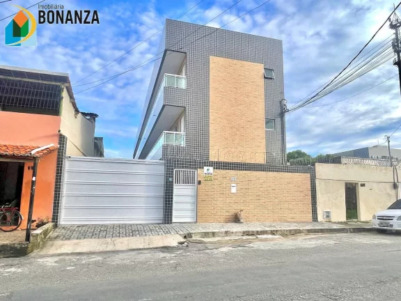 Apartamento no Antonio Bezerra com 2 Quartos para alugar