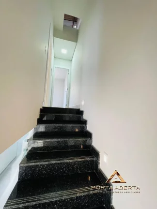 Imagem Casa Duplex 2 quartos sendo 1 suite - Vila Militar CÓD 1590
