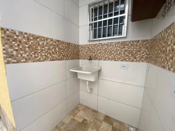 Imagem Casa para Venda em Itanhaém, Nossa Senhora do Sion, 2 dormitórios, 1 suíte, 1 banheiro, 2 vagas