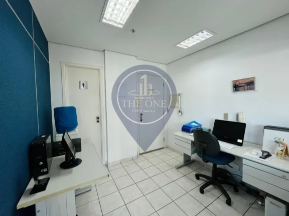 Imagem Conjunto Comercial à Venda na Vila Clementino, São Paulo-SP: 2 Banheiros, 1 Vaga e 42m² de Área!