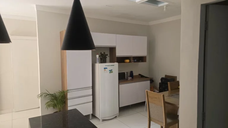 Imagem Casa com 2 dormitórios à venda, 69 m² por R$ 350.000,00 - Parque dos Príncipes - Jacareí/SP