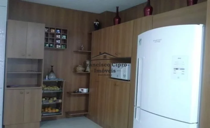 Imagem Casa à venda no bairro Cohab - Guaratinguetá/SP