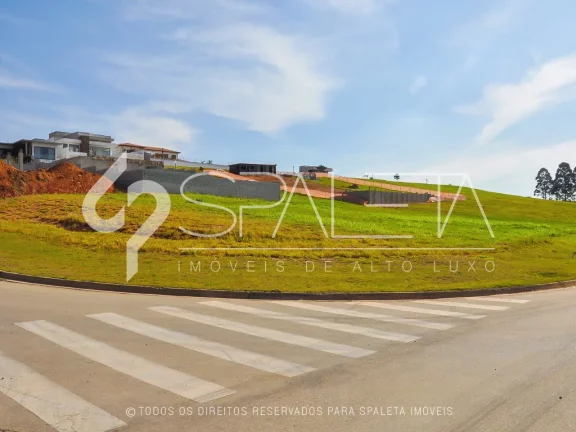 Belíssimo terreno de esquina à venda na Fazenda Serrazul II