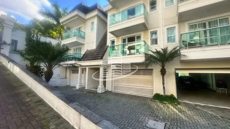 Imagem Casa de Condomínio