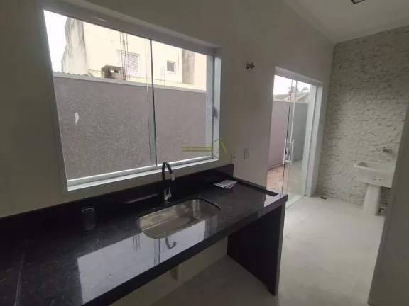 Imagem Casa nova com 2 dorms, Piscina com cascata à venda em Peruíbe/SP