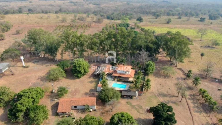 Fazenda à venda com casa sobrado , a 50 KM de Cuiaba localizada na Zona Rural, Acorizal, MT
