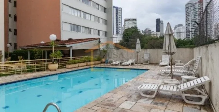 Imagem Apartamento à venda. Conta com 3 dormitórios, sendo 1 suite, 2 banheiros, ambientes amplos, bem il...