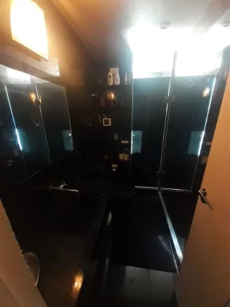 Imagem Apartamento à venda em São Paulo - Vila Andrade: 3 quartos, 1 banheiro, 2 vagas de garagem, 72m² de área.
