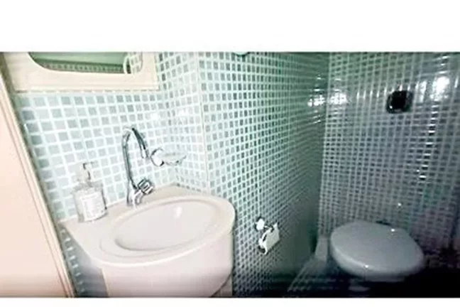 Imagem Sala comercial de 33m² com VAGA a venda ao lado do metro Cinelândia, mobiliada e pronta para uso.