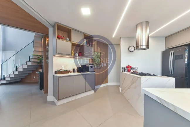 Imagem Apartamento de Alto Padrão no Campo Belo: 3 Quartos, 1 Suíte, 3 Vagas de Garagem - Conheça essa Oportunidade Única!
