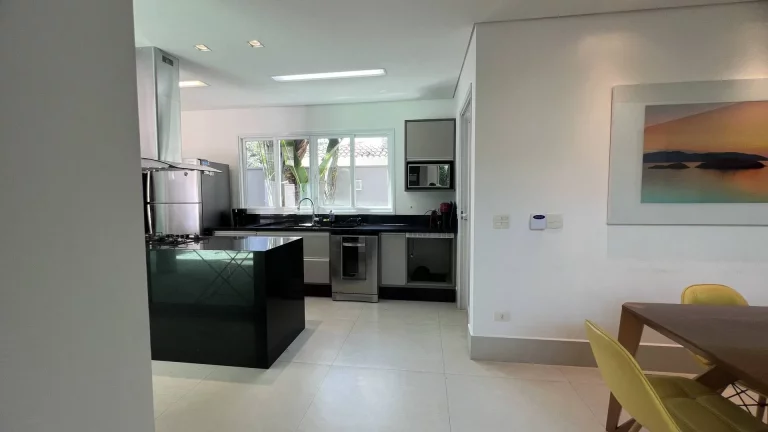 Imagem Casa Moderna e Decorada á venda na Riviera - Módulo 5