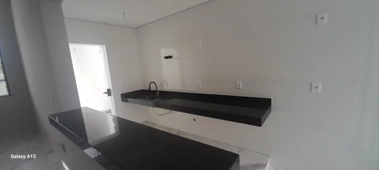 Imagem Casa à Venda em Sinimbu BH: 136m², 3 Quartos, 1 Suíte – R$890mil