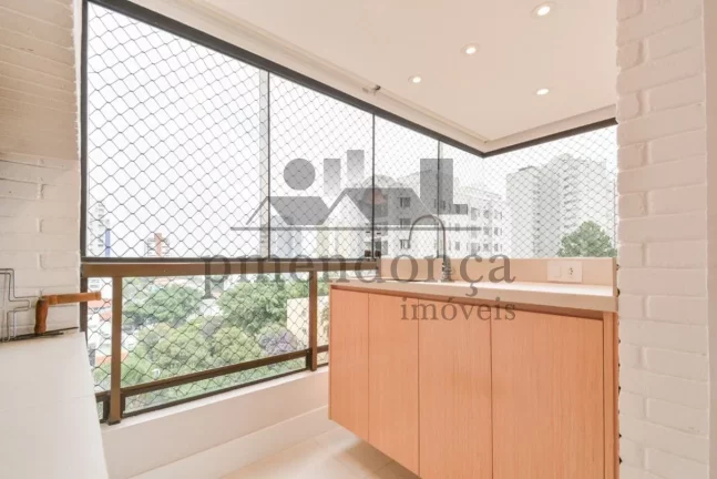 Imagem Apartamento com 4 suítes e 5 vagas à venda Sumaré próximo metrô, 283m2
