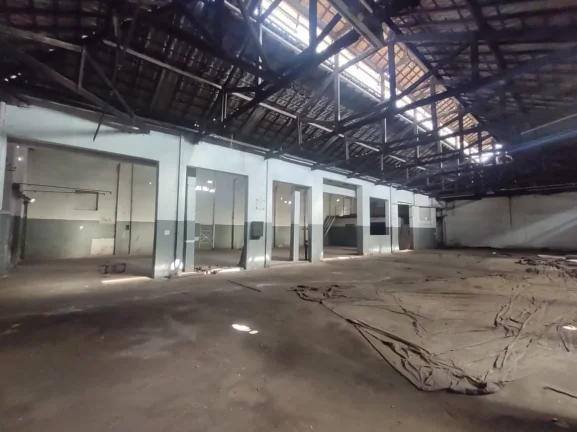 Imagem Barracão comercial com 1489m² com localização em umas das principais avenidas com proximidades a...