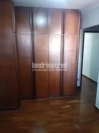 Imagem Excelente Apartamento no Res. Vila Lobos com 3 Dormitórios (1 Suíte), 3 Banheiros, 120m² e 1 Vaga de Garagem.