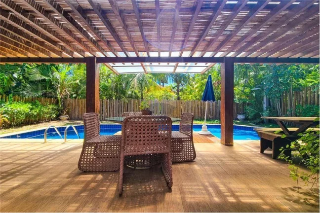 Casa com 4 Quartos à Venda, 245 m² em Açu Da Torre - Mata De São João