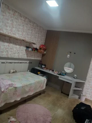 Imagem Casa em Condomínio para Locação em Limeira, Parque Residencial Roland II, 3 dormitórios, 3 suítes, 2 banheiros, 4 vagas