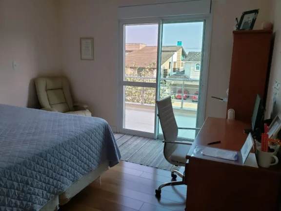 Imagem Casa no Res. Melville - 400m²