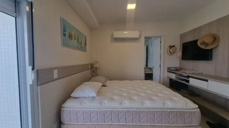 Imagem Apartamento com 3 dormitórios à venda, 117 m² - Enseada - Guarujá/SP