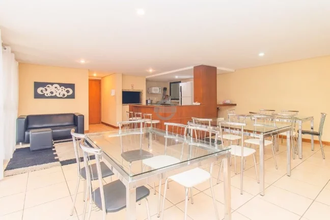 Imagem Apartamento à venda em Porto Alegre, Petrópolis, com 2 quartos, 74,1m2