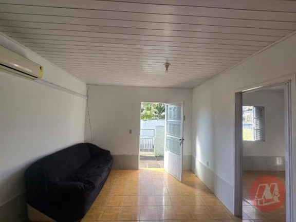 Imagem Casa com 2 dormitórios para alugar, 58 m² por R$ 1.615,00/mês - Medianeira - Porto Alegre/RS