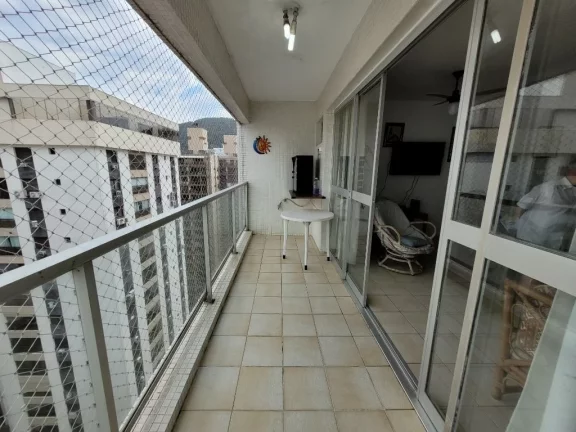 Imagem PITANGUEIRAS – NA SEGUNDA QUADRA DA PRAIA, 2 VAGAS DE GARAGENS, 110 M² ÚTEIS, CONDONDOMÍNIO BAIXO.