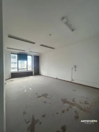 Imagem Sala Comercial com privacidade (andar semi exclusivo)- Próximo a ponte Estaiada