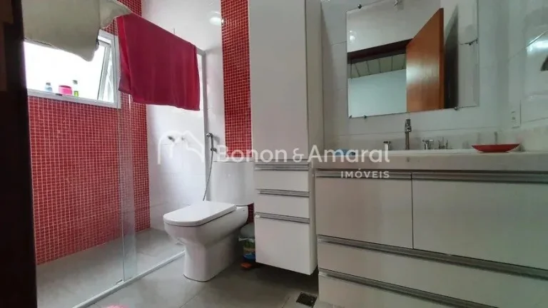 Imagem Impecável casa à venda no Condomínio Parque das Quaresmeiras, na cobiçada região do Alphaville ...
