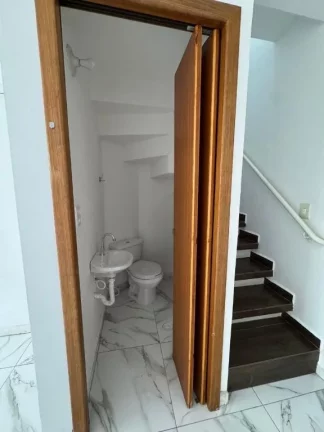 Imagem Sobrado com 3 dormitórios para alugar, 90 m² por R$ 2.319,00/mês - Jardim Casa Branca - Suzano/SP